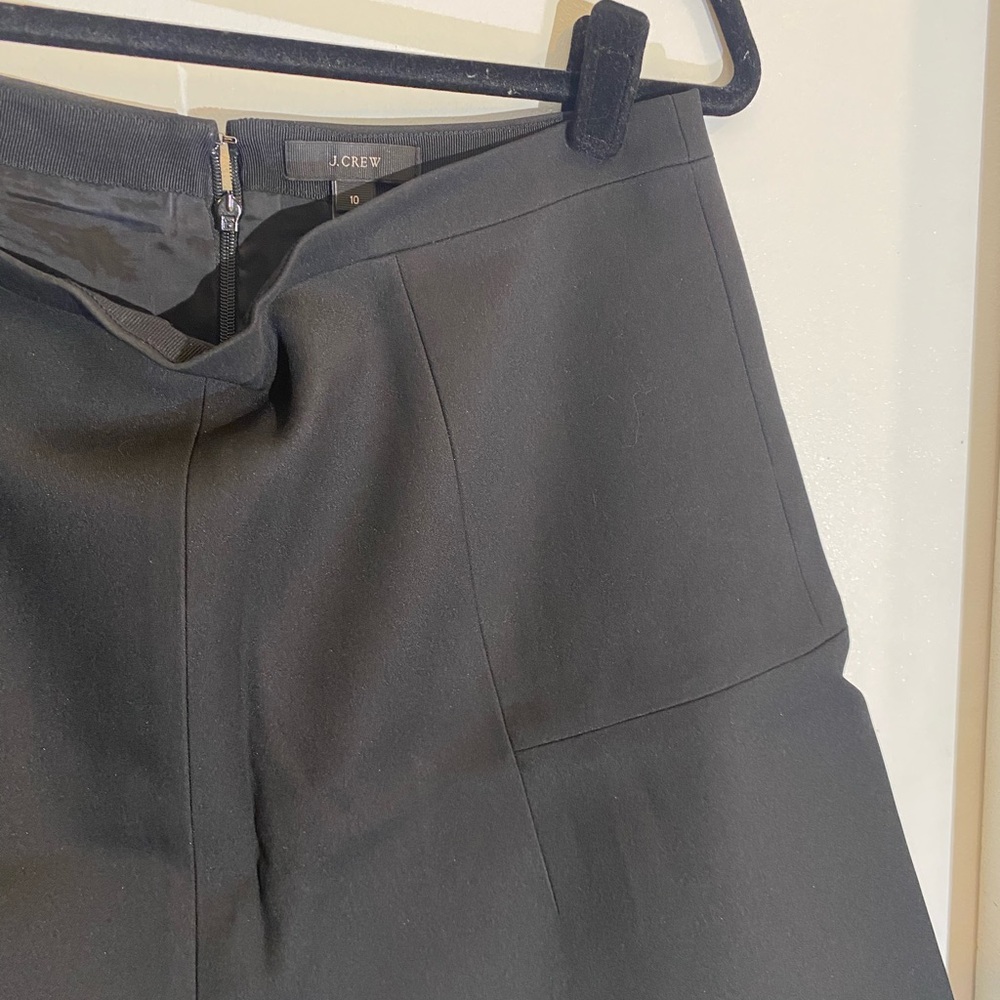 J. Crew mini skirt size 10 in black - Picture 3 of 3
